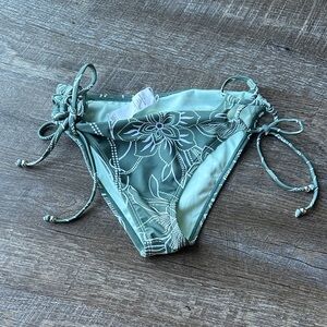 Cupshe Sage Floral Bikini Bottom